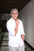 Jagapathi Babu Proves Age is just a Number With His Latest Look